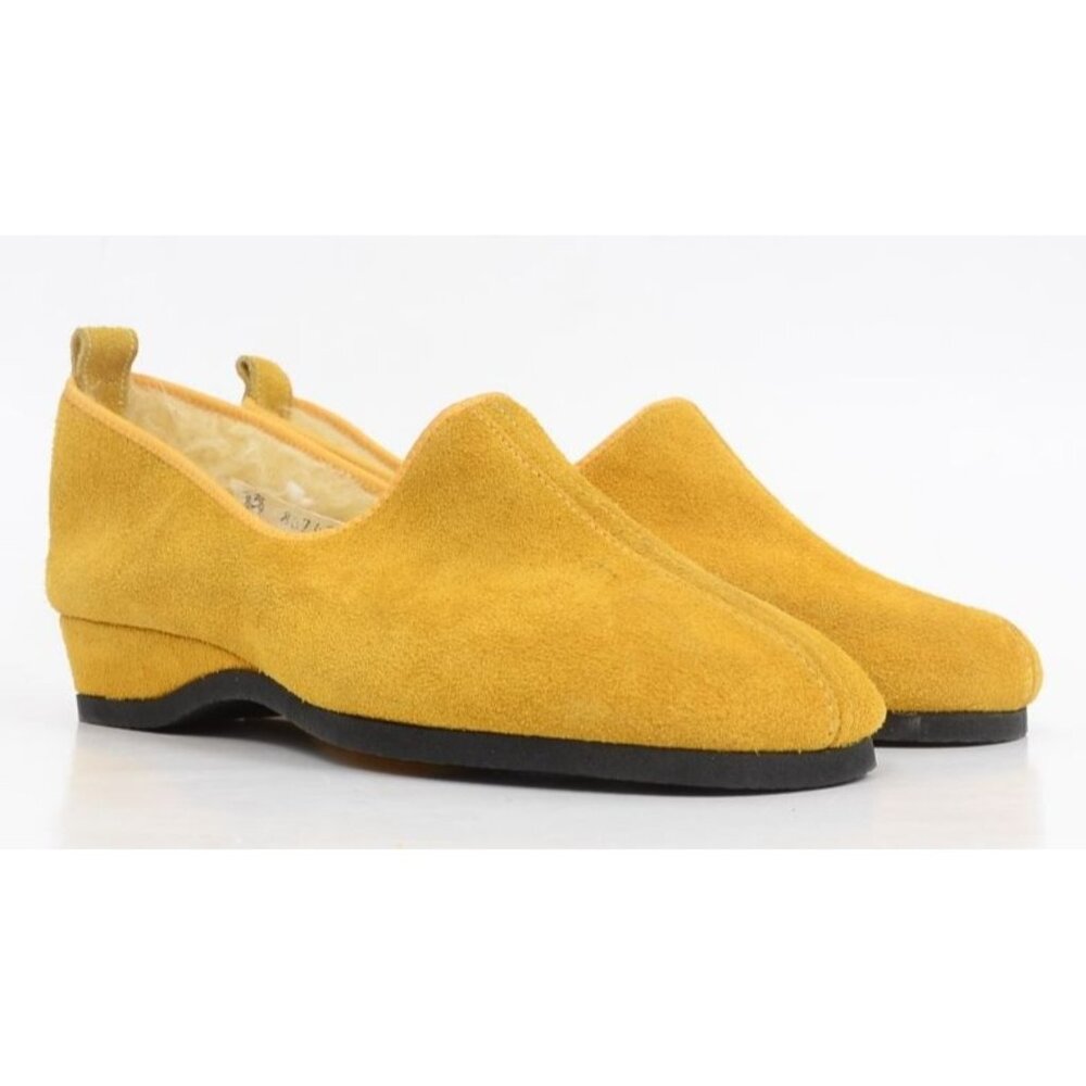 Vintage 60's Daniel Green Soft Suede Mustard Yellow‎ Slip On Slipper Size 7 NEW